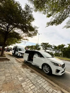 Dịch vụ xe riêng — Giá cước 10.000₫/km